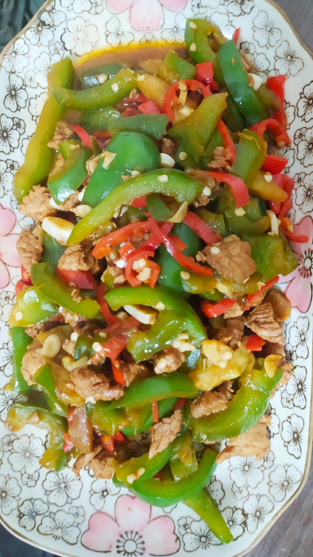 超级下饭菜青椒炒肉