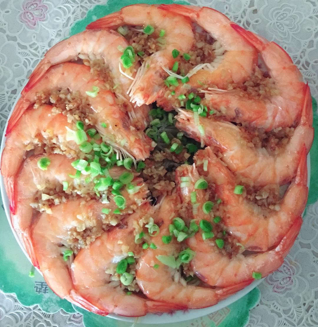 虾最美味的吃法必须是这个——蒜蓉蒸虾（多动图，孔瑶的食谱）