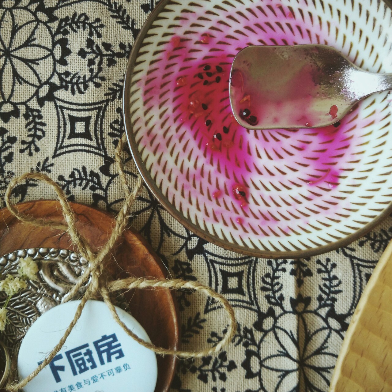 桂花蜜渍红芯火龙果（将心与身皆奉上，欲将平淡化贵饴）