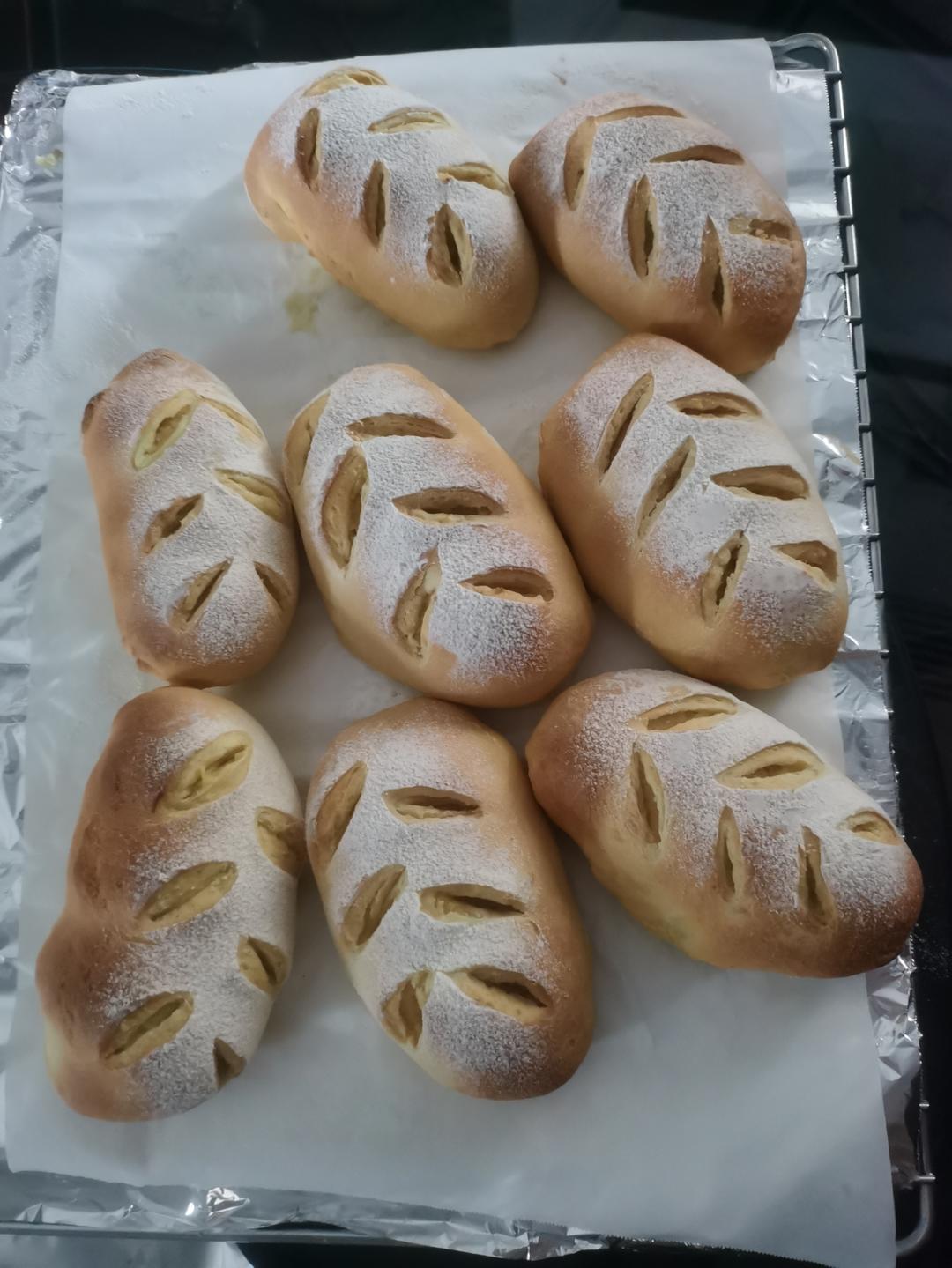 榴莲芝士软欧包