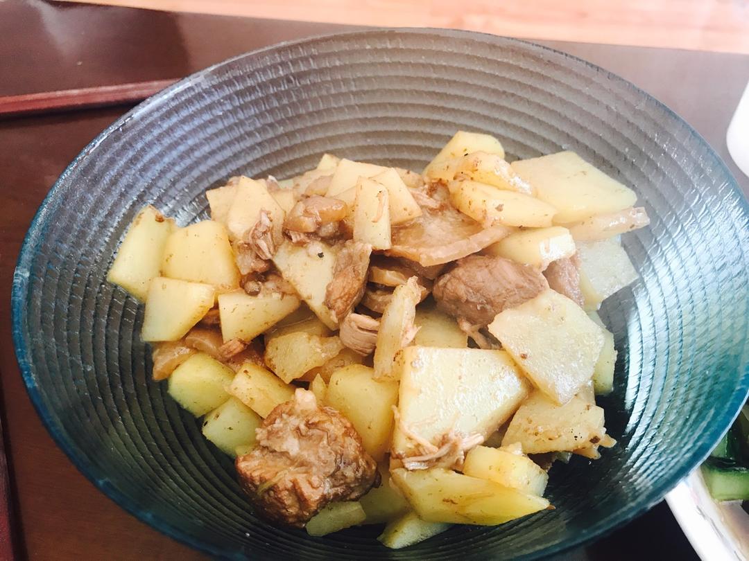 土豆烧肉