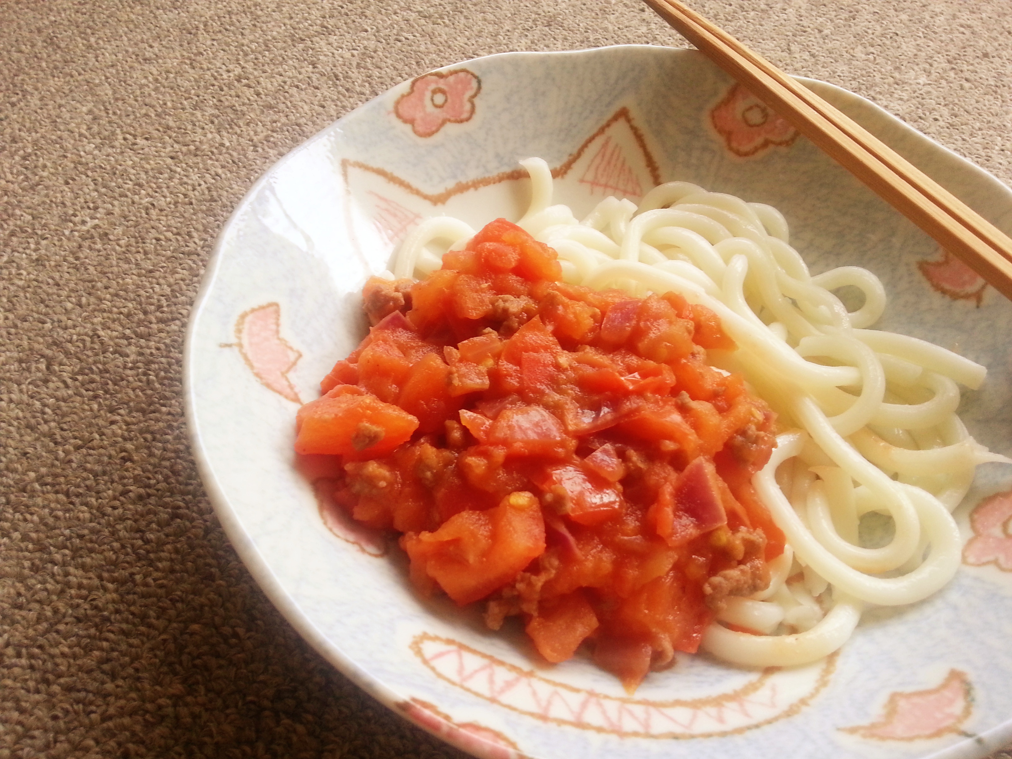 日系茄汁牛肉米炒乌冬