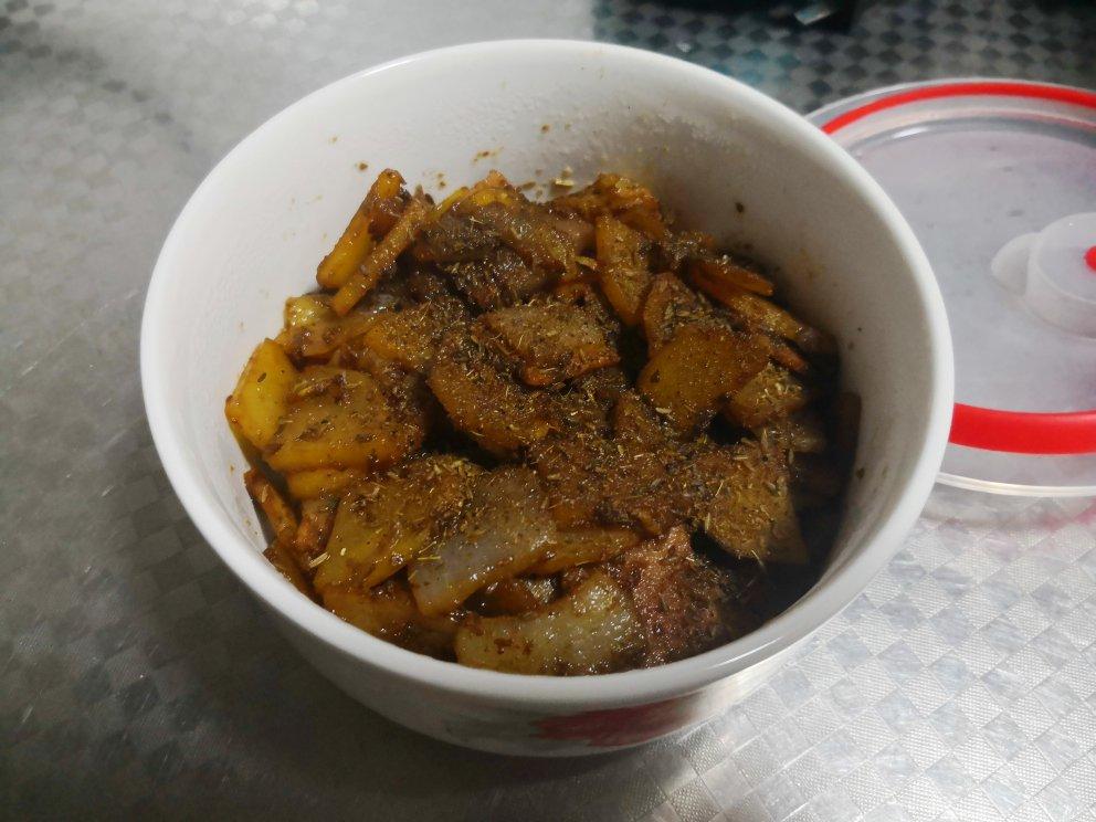 ㊙️好吃到多吃一碗饭的👍🏻［孜然培根土豆片］