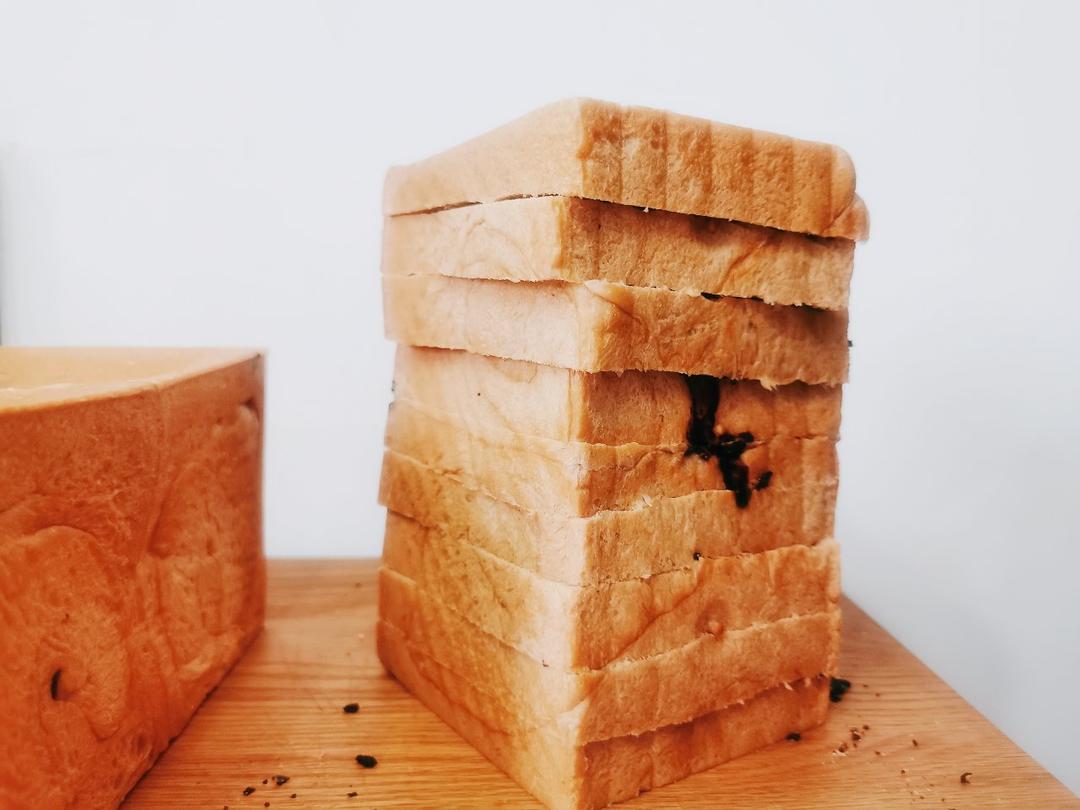 牛奶巧克力吐司