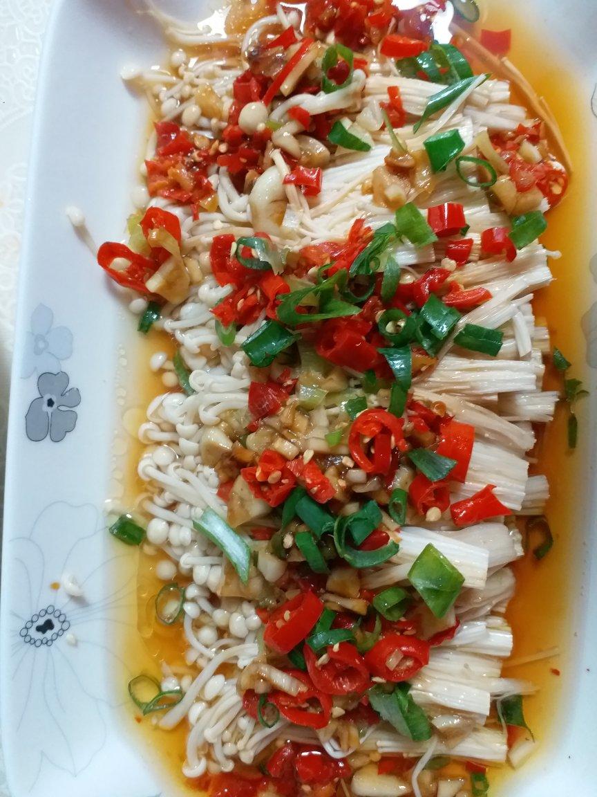 蒜蓉蒸金针菇粉丝（小心上瘾）