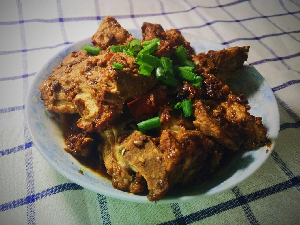 豆瓣酱蒸排骨（酱香排骨）