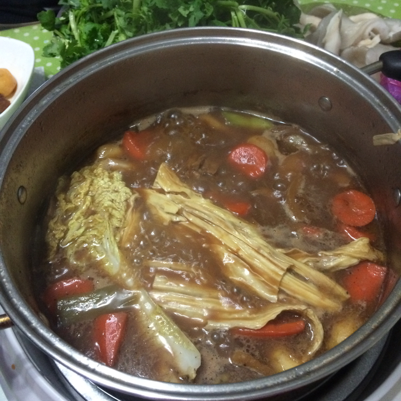 暖身广式羊肉煲