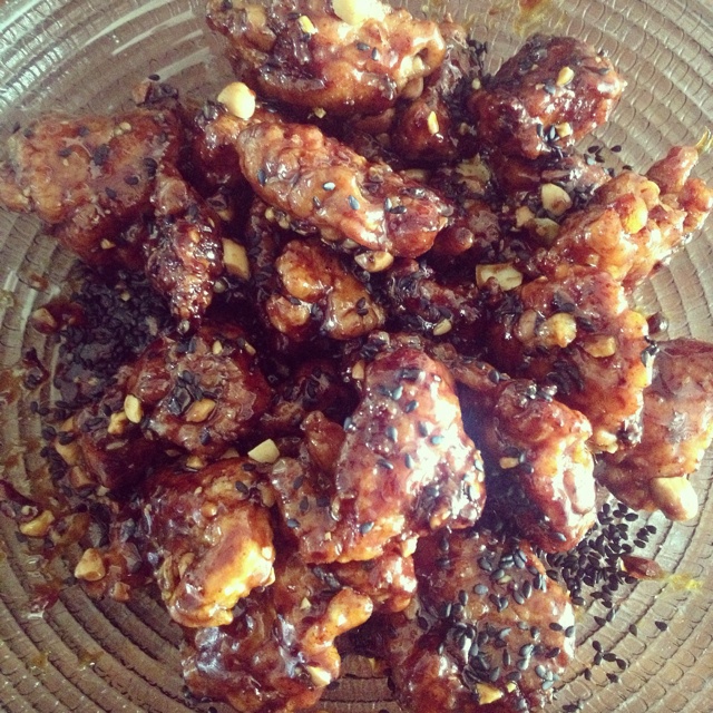 韩式炸鸡配啤酒（内含两种酱汁做法）