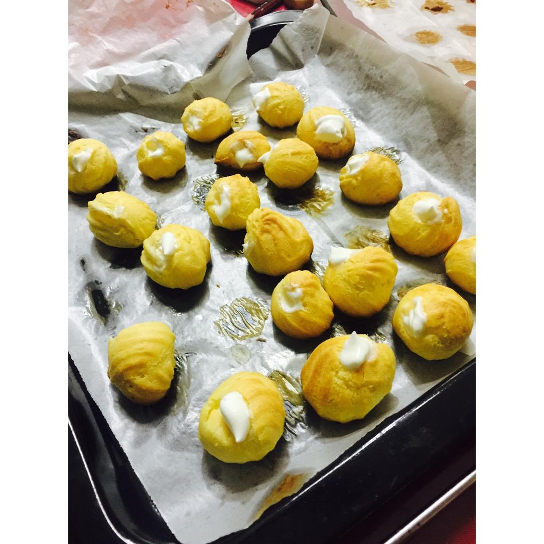 卡仕达奶油泡芙