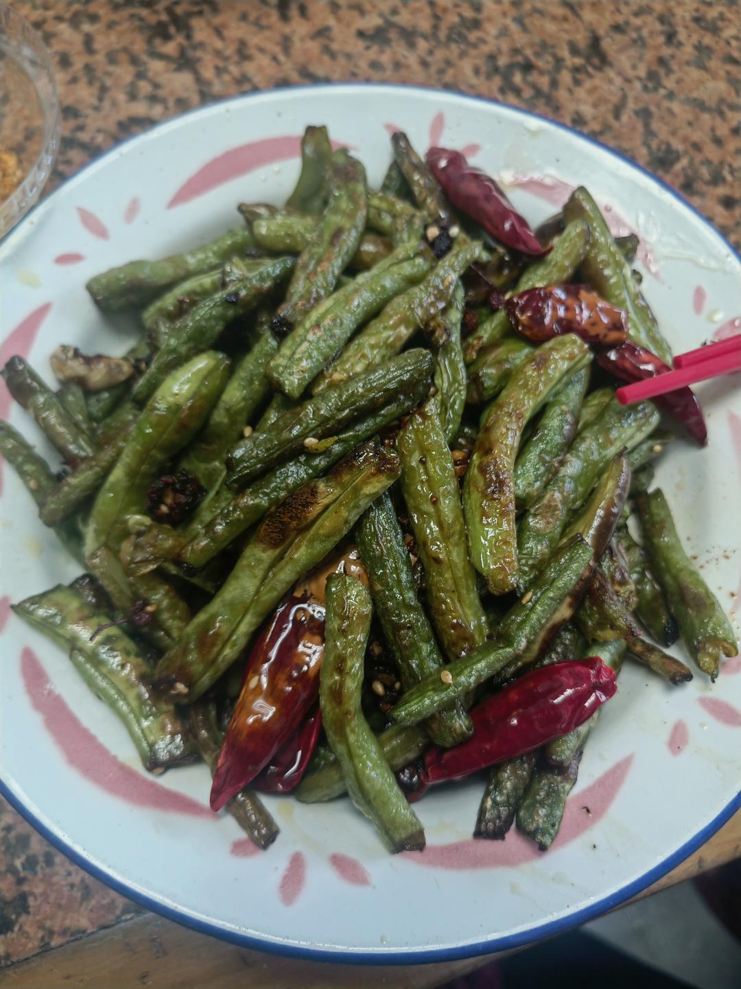 超好吃的干煸豆角