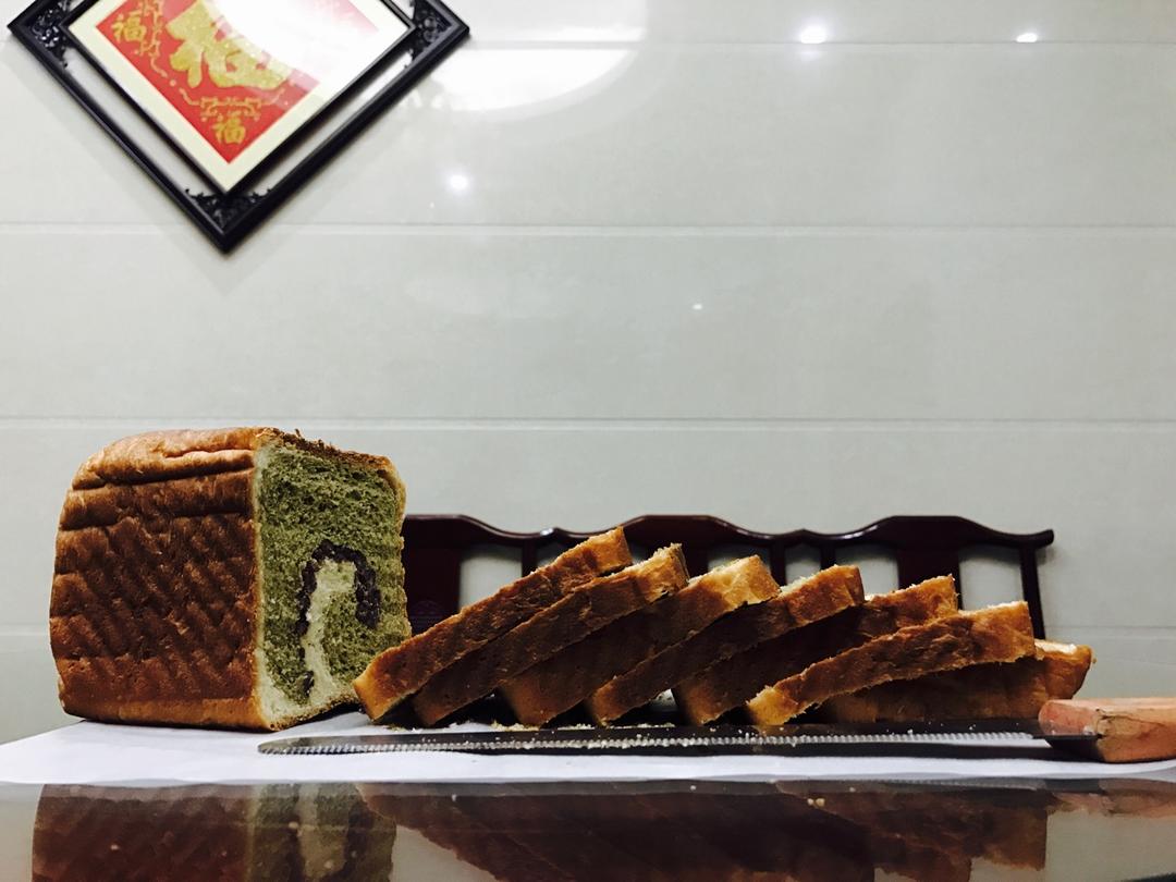 抹茶蜜豆吐司