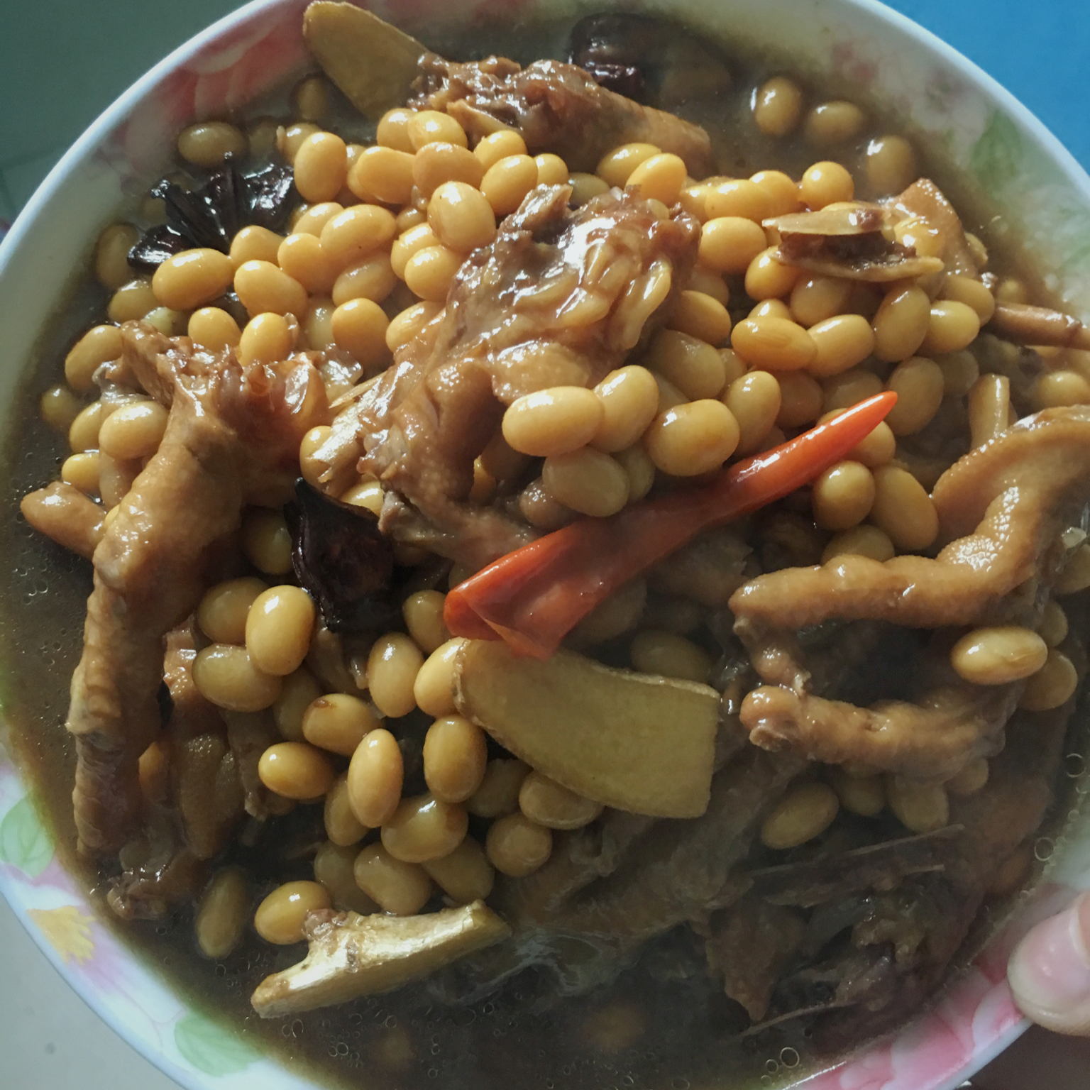 黄豆焖鸡脚