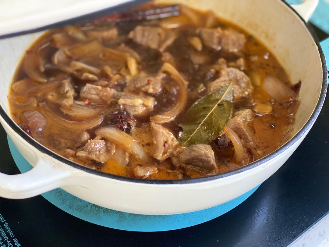 土豆焖牛腩
