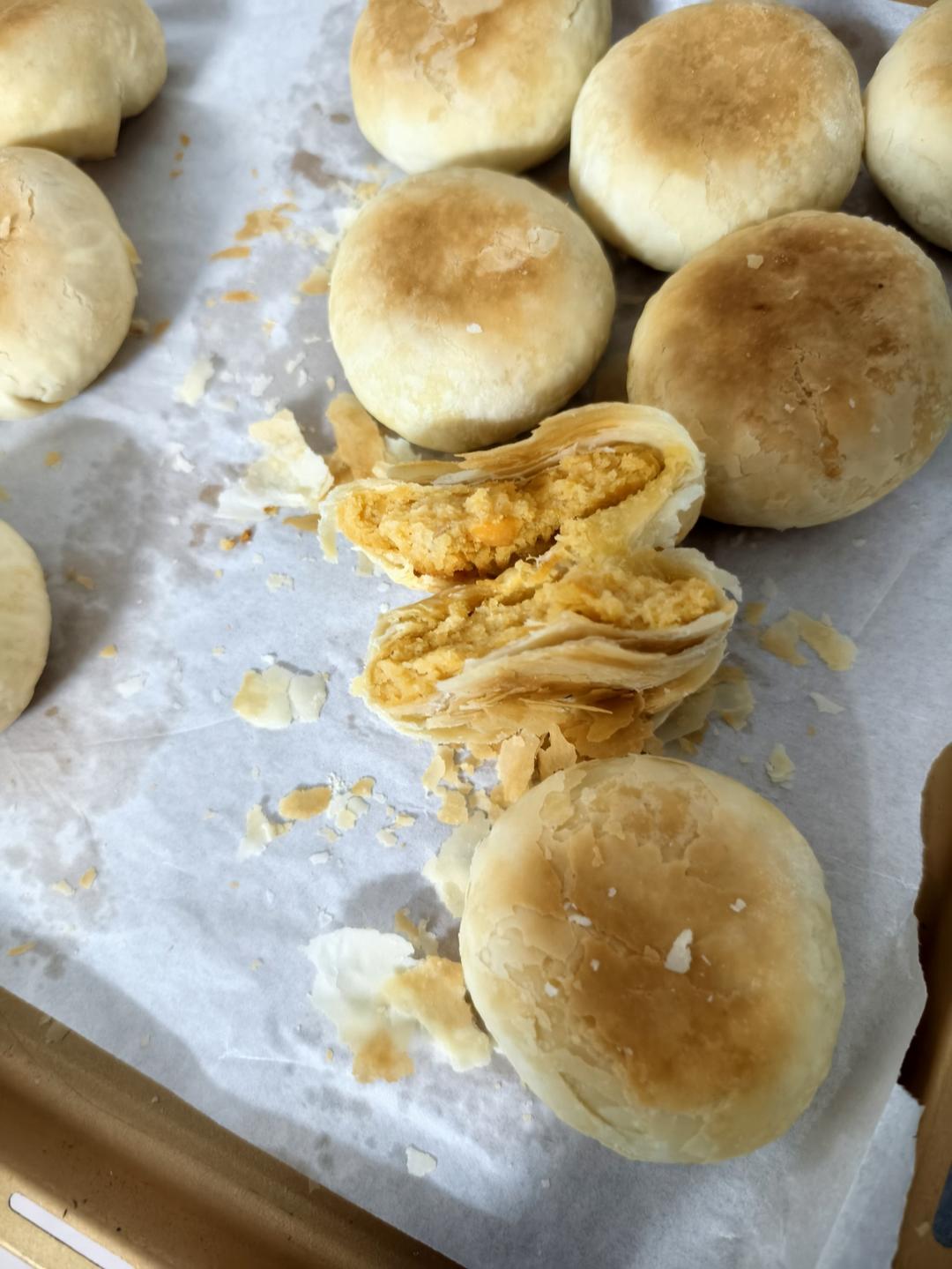 黄庄月饼｜金沙蛋黄酥皮月饼