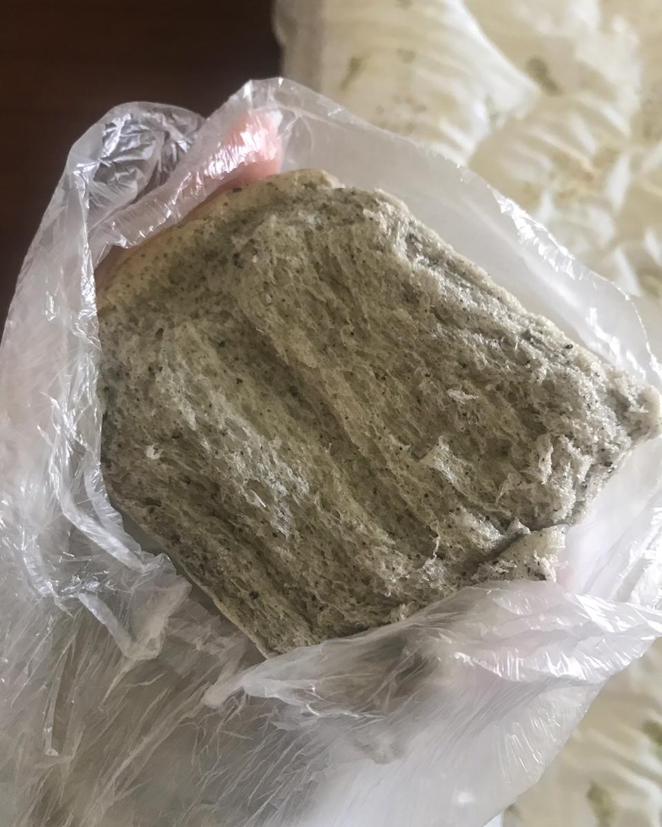 黑芝麻奶酪吐司