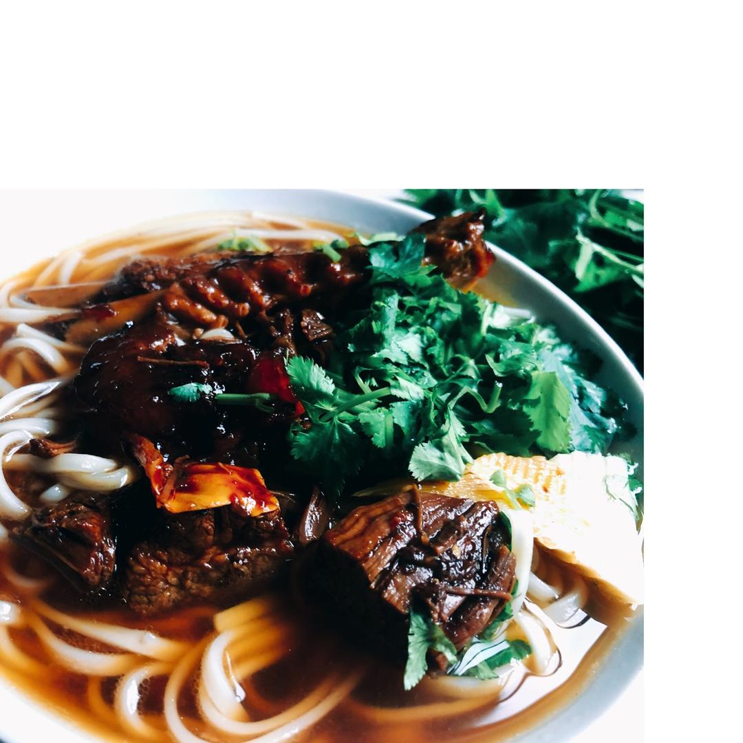 正宗台湾红烧牛肉面