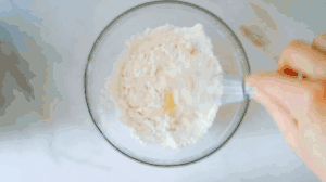 酸奶舒芙蕾松饼  宝宝辅食营养食谱菜谱的做法 步骤6