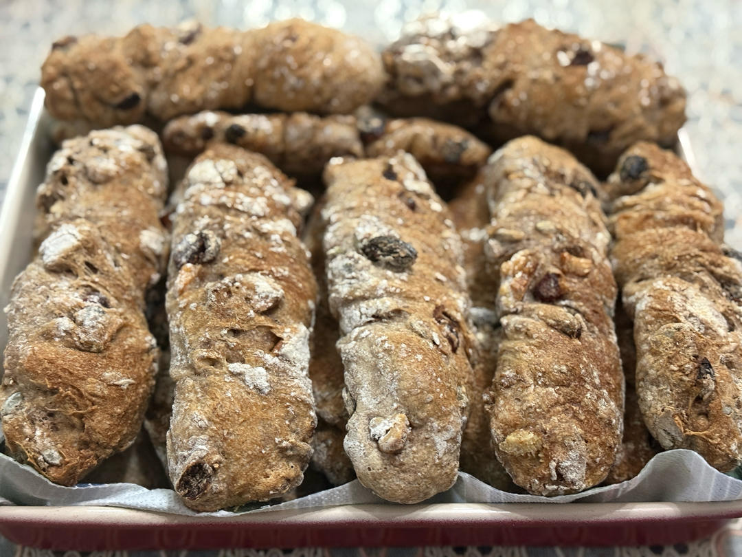 无油无糖且越嚼越香的坚果扭扭棒