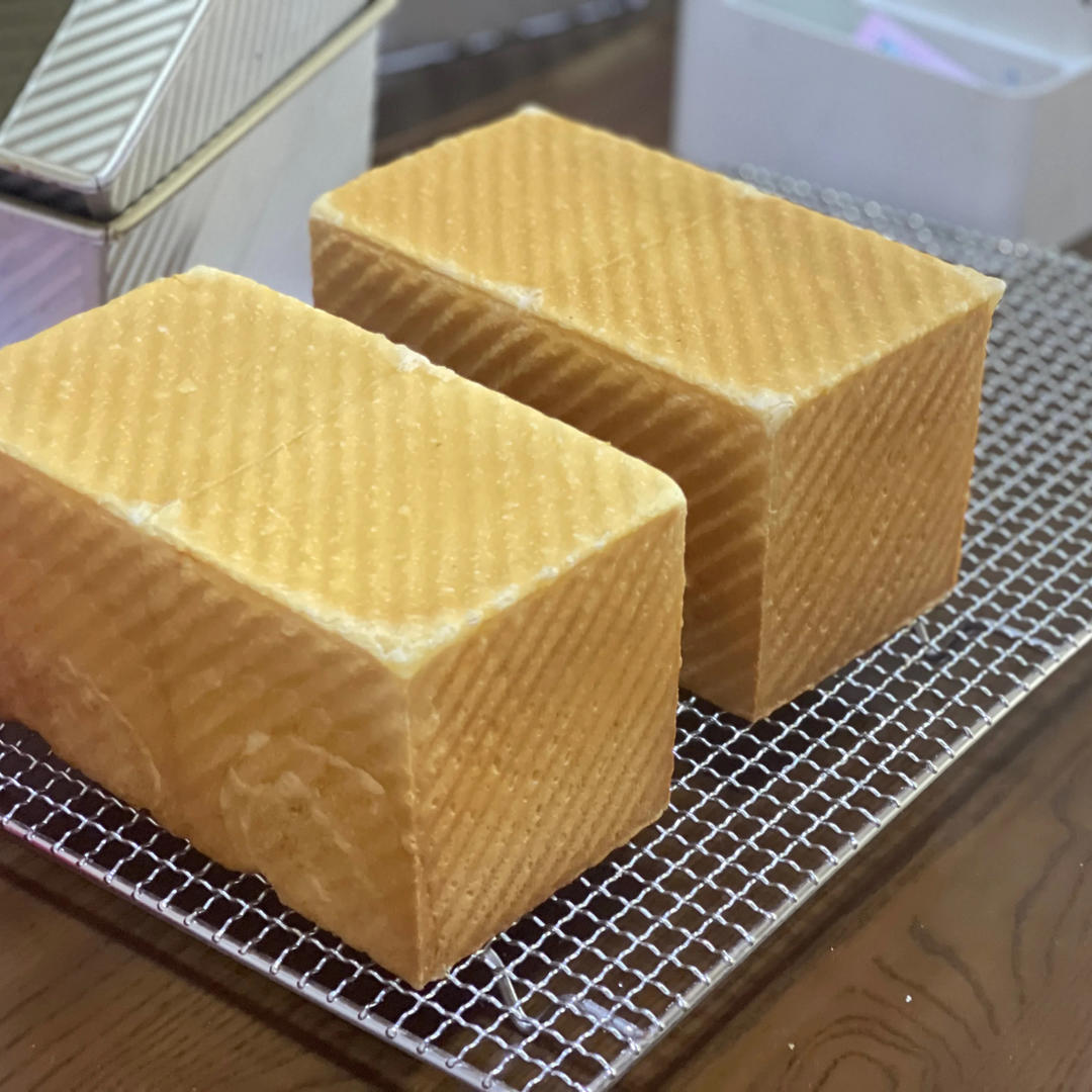 烫种鲜奶吐司