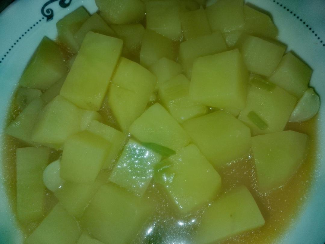 🔥巨下饭，软糯入味！比肉还好吃的红烧土豆