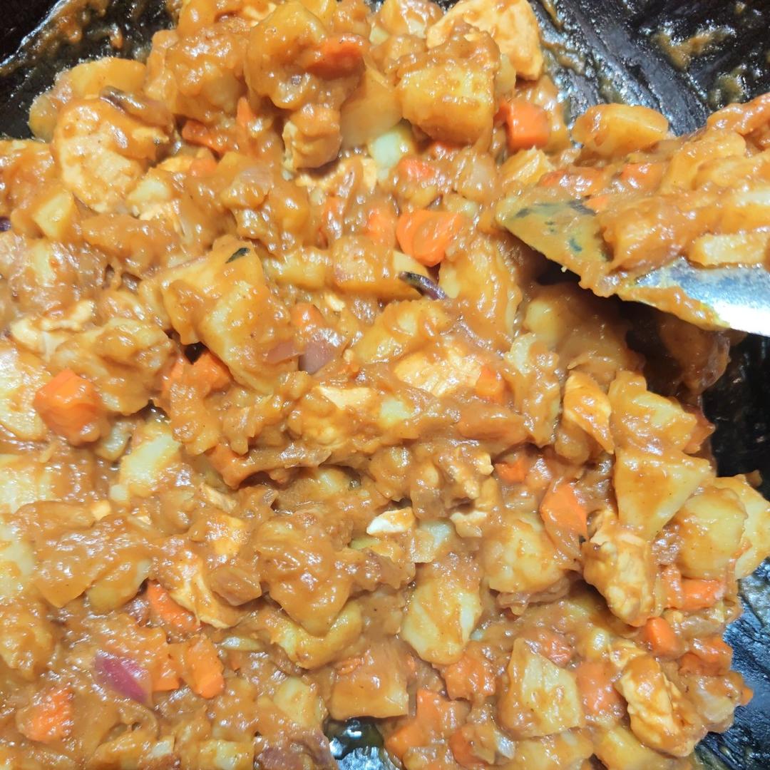 咖喱土豆鸡块