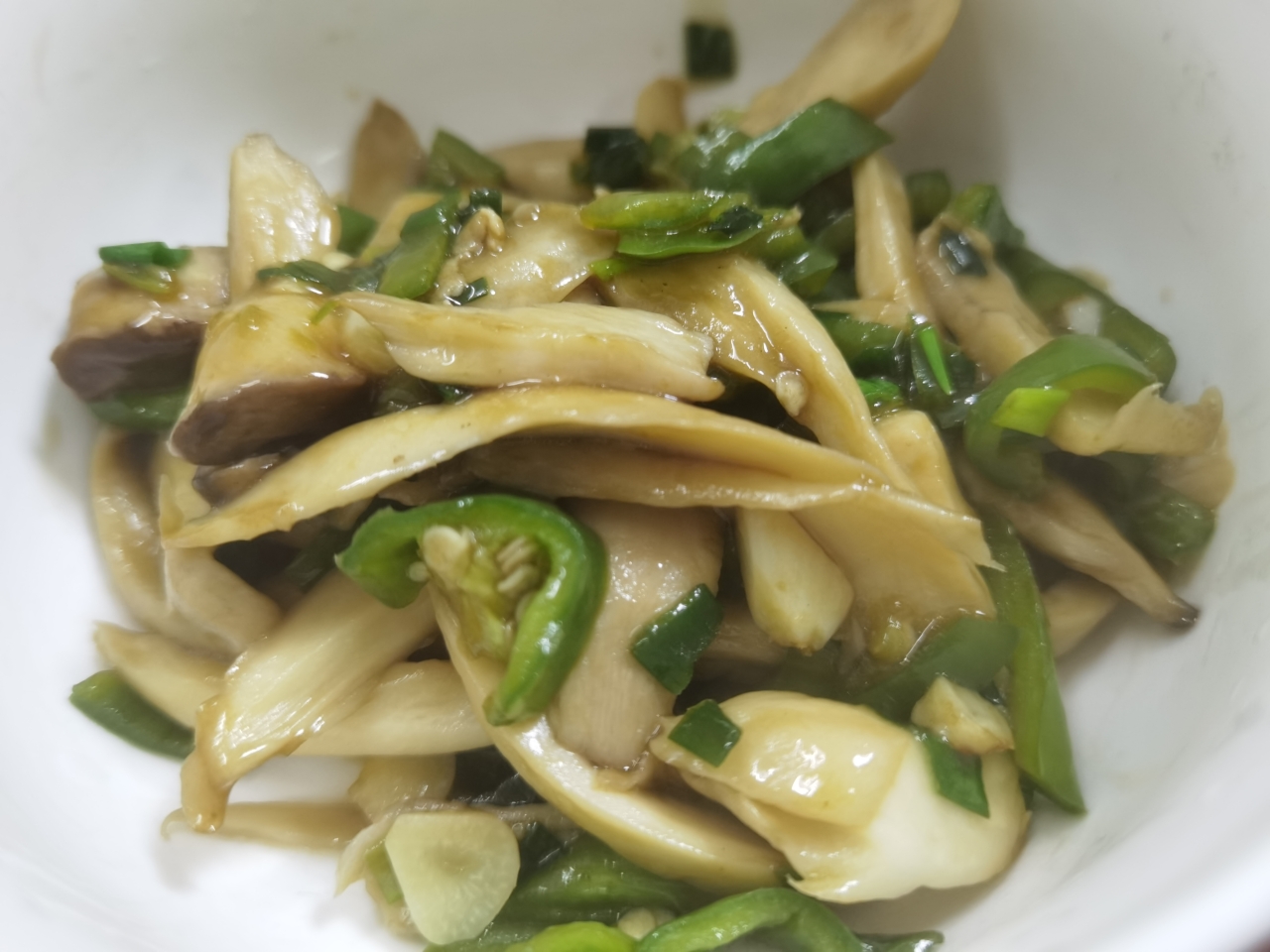 杏鲍菇炒青椒