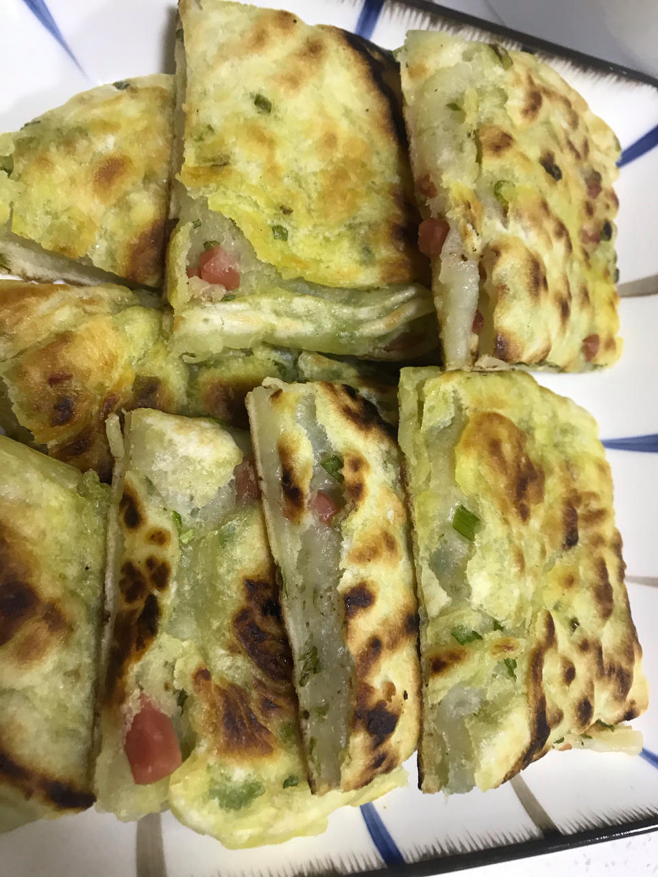 手不粘面，早上5分钟做葱花饼，又香又软