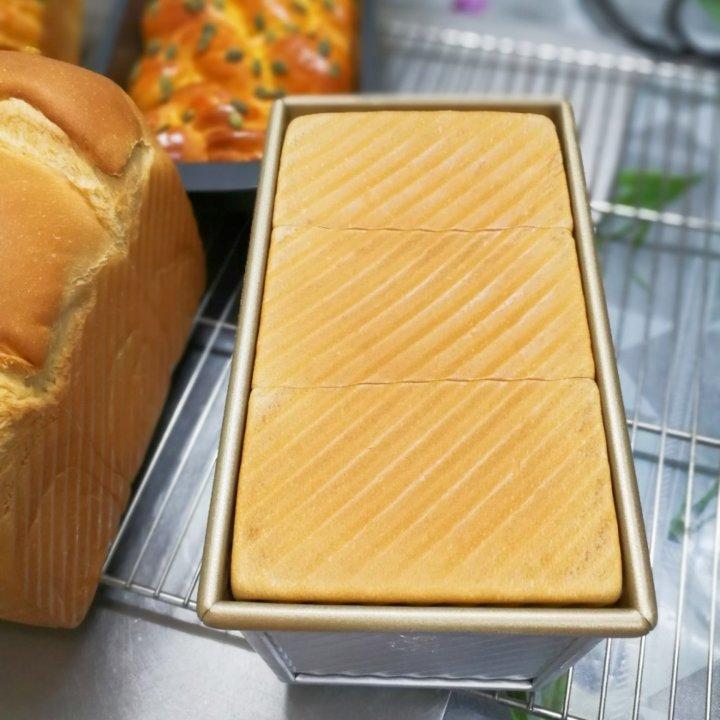 吐司，奶香手撕面包，超级香浓