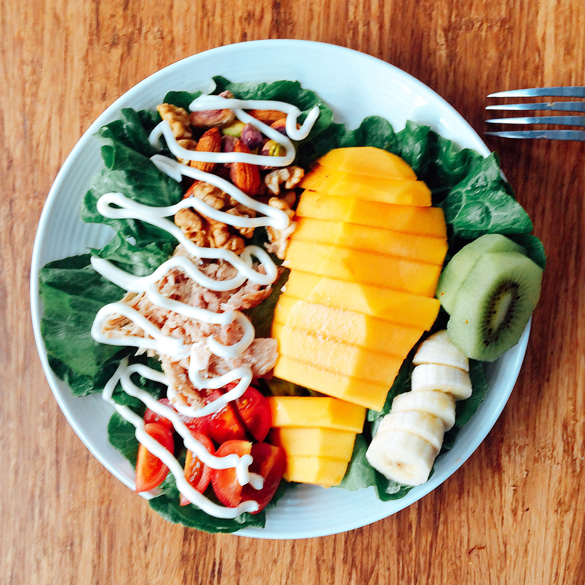 鲜蔬金枪鱼沙拉