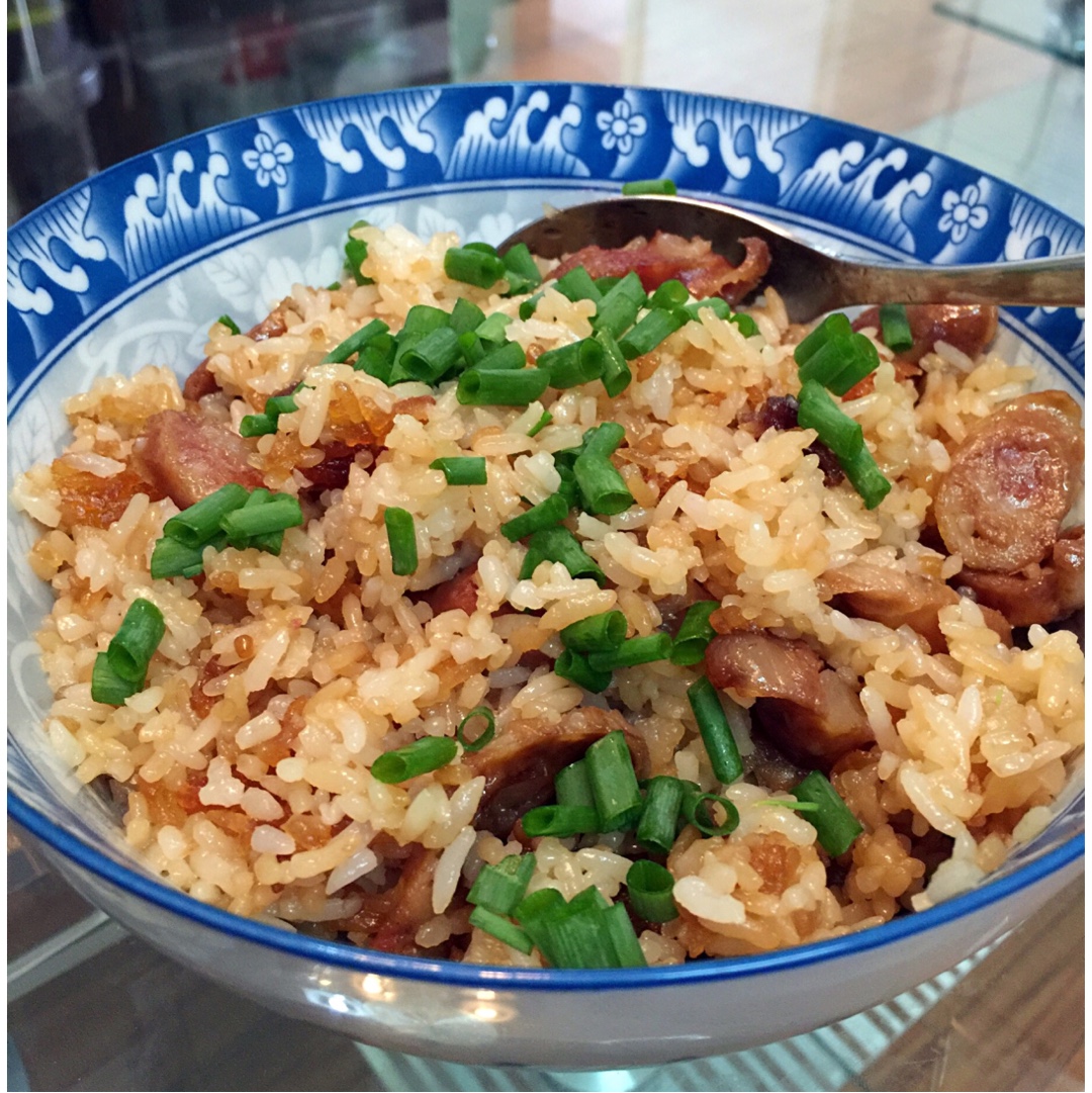 香肠煲仔饭