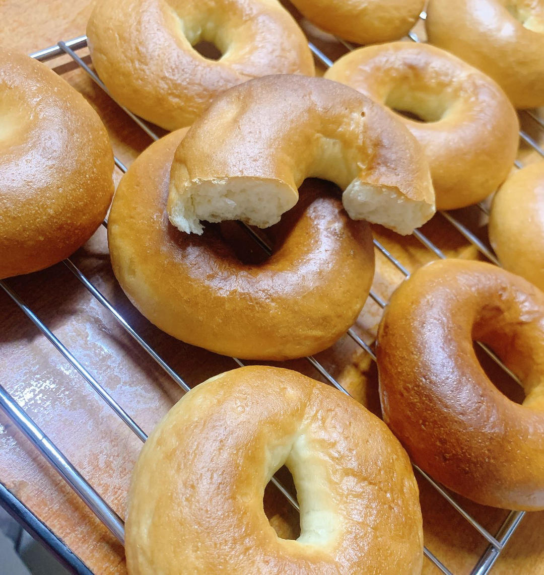 《Tinrry+》贝果三明治