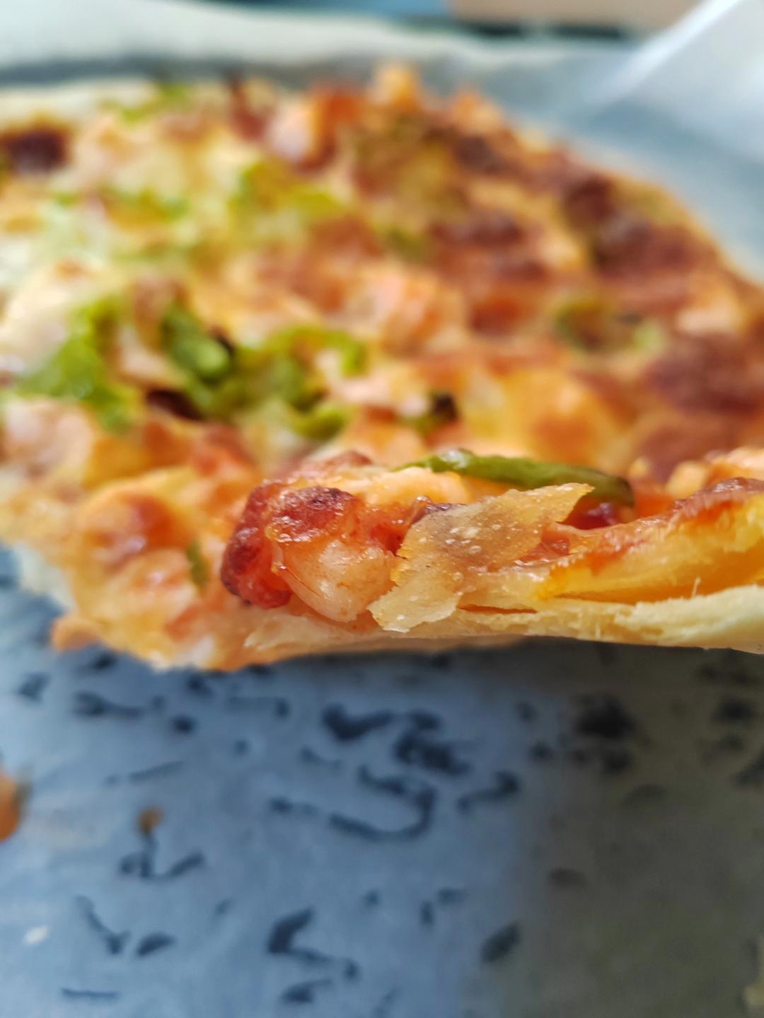 酥的掉渣的薄脆披萨🍕