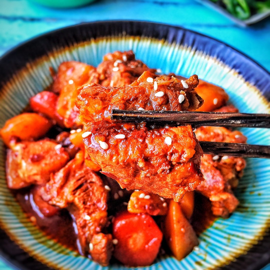 【电饭煲土豆焖排骨】