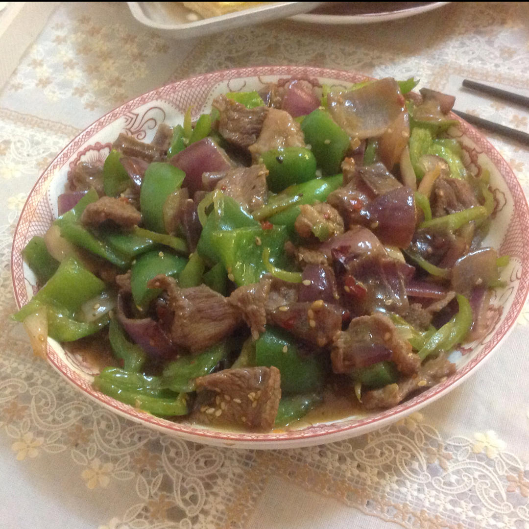 洋葱炒牛肉