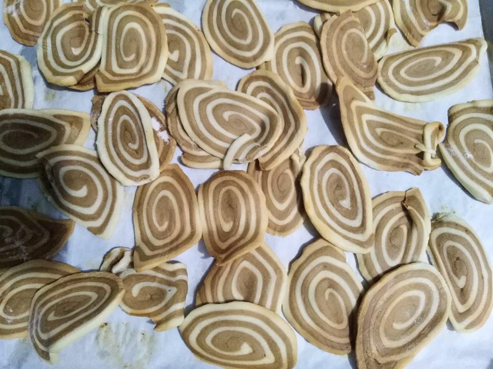 “猫耳朵”零食🥰咸、甜两种口味