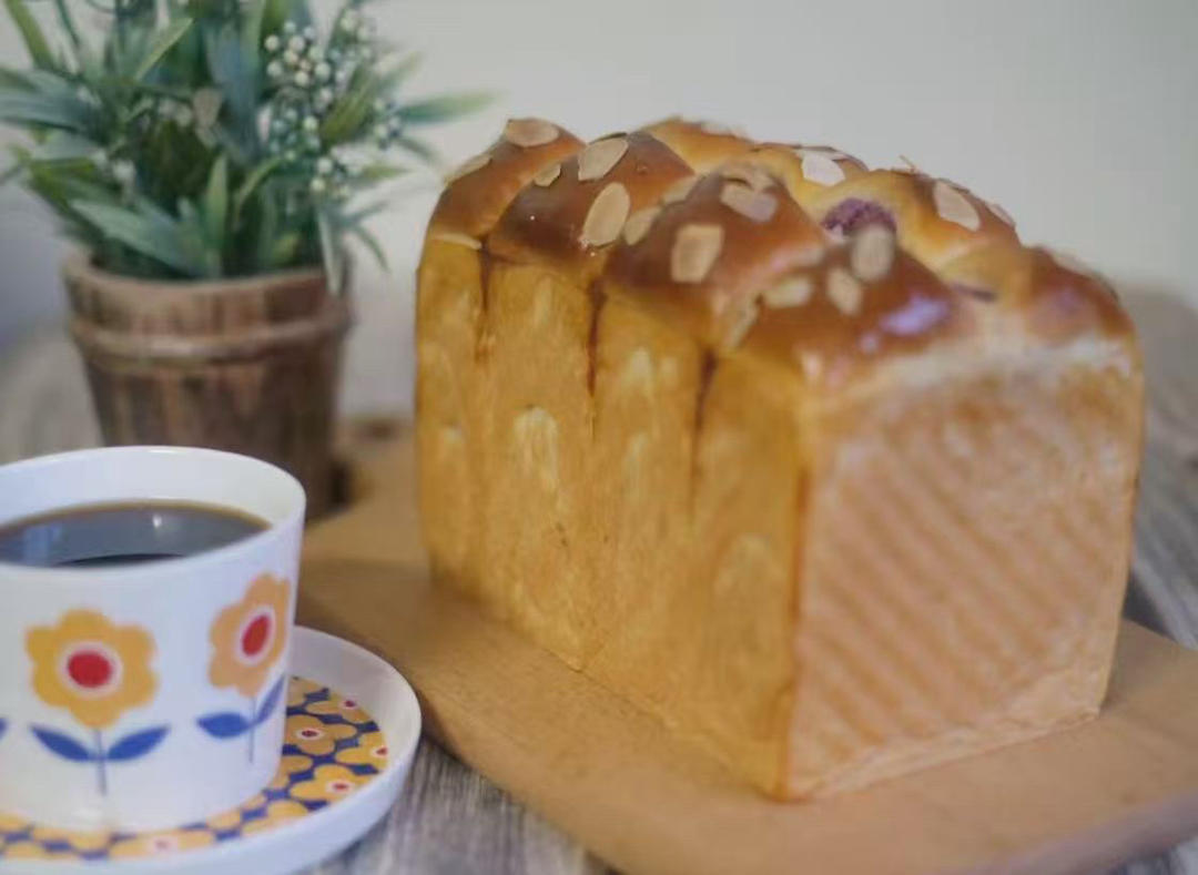 芋泥脑袋必做：柔软拉丝的波兰种奶香芋泥吐司！