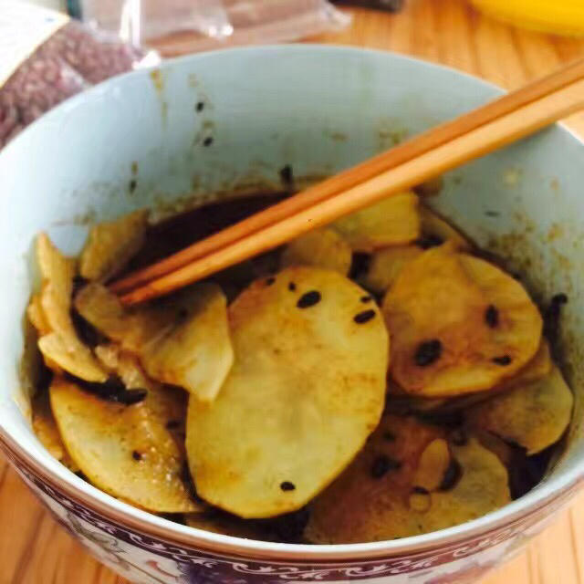 兰州风味麻辣土豆片（又名：通渭路土豆片、马三洋芋片）