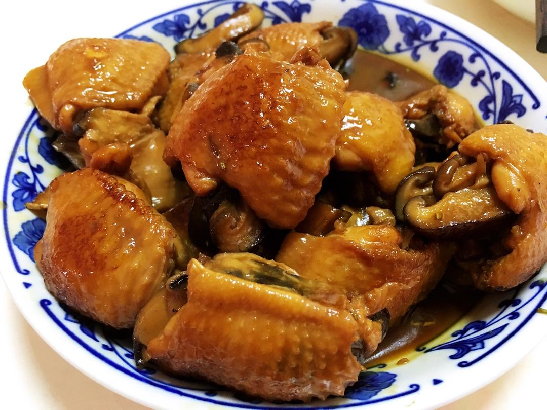 我爱你，从这里一直到月亮
-----去骨鸡翅烧香菇板栗