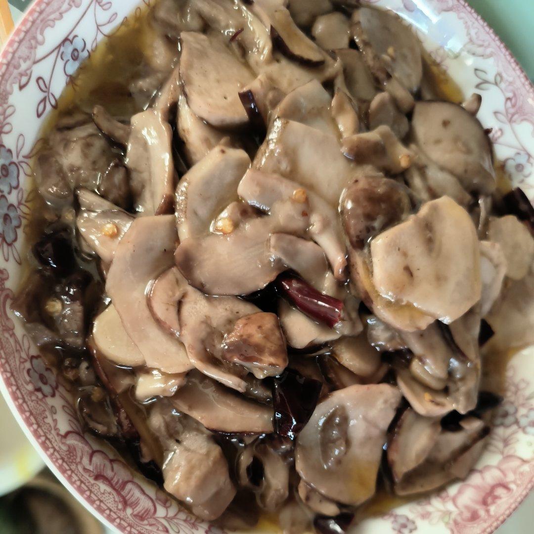 炒牛肝菌