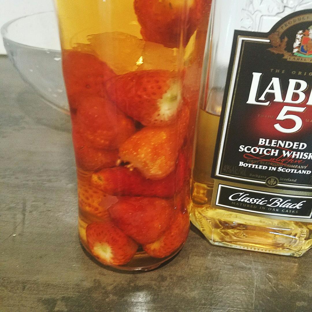 威士忌草莓--情调酒鬼