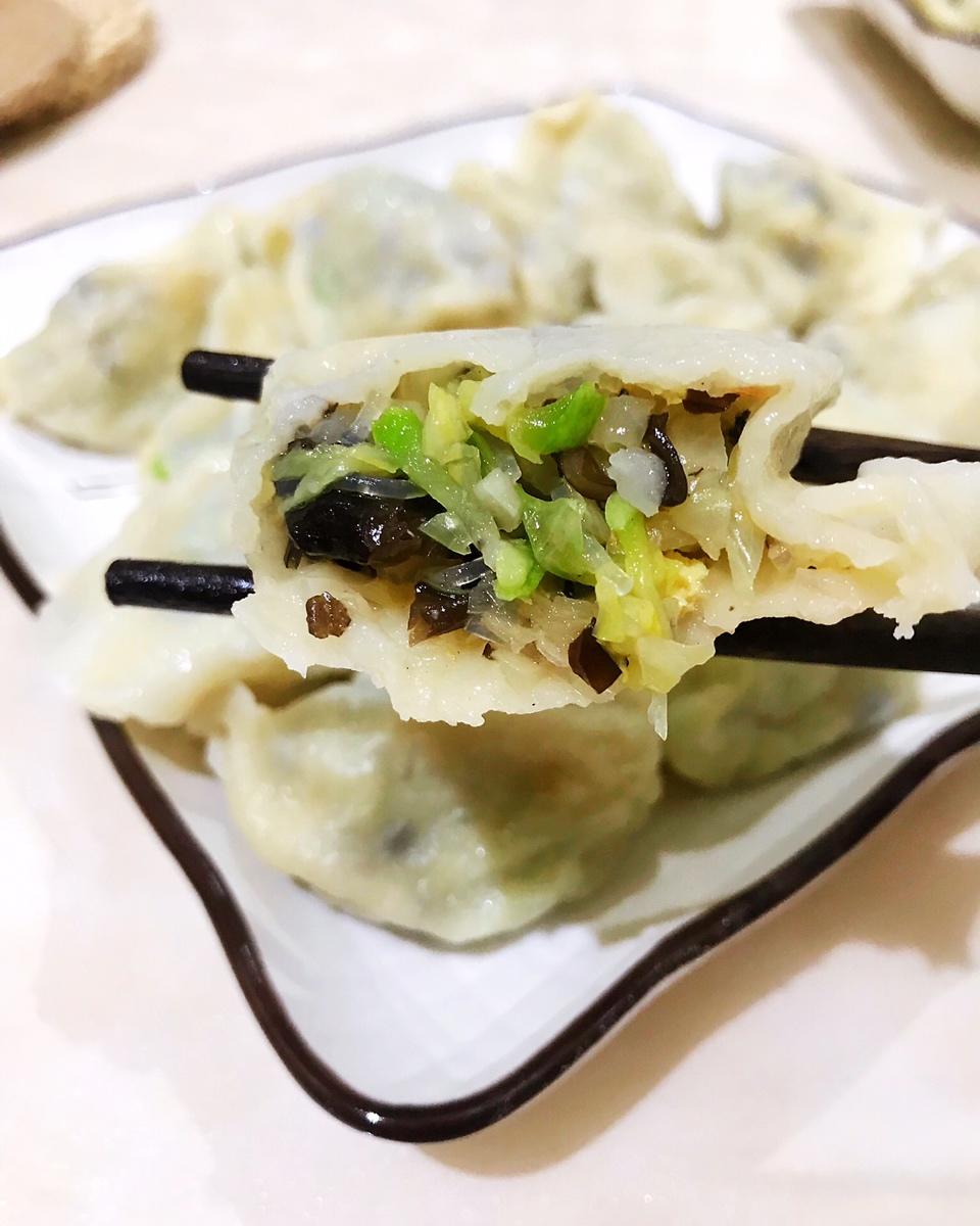 饺子 西葫芦白菜馅儿素水饺 元宝麻麻的厨房做的西葫芦白菜馅儿素水饺