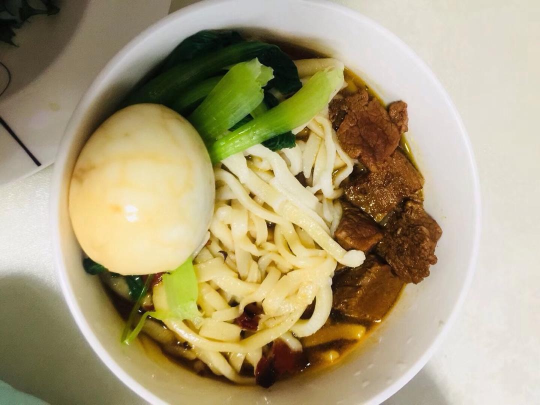 红烧牛肉面