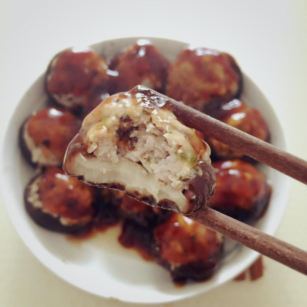 美丽的冬菇凉：冬菇酿