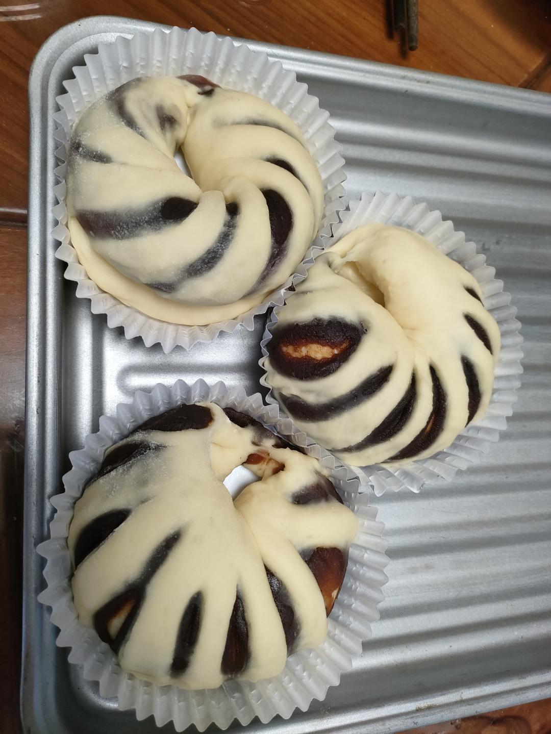 简单易学的红豆沙面包圈