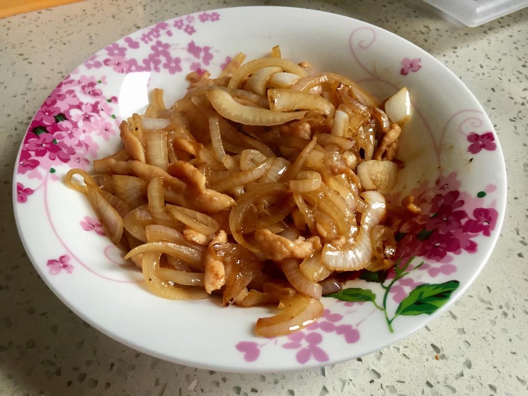 洋葱炒肉丝