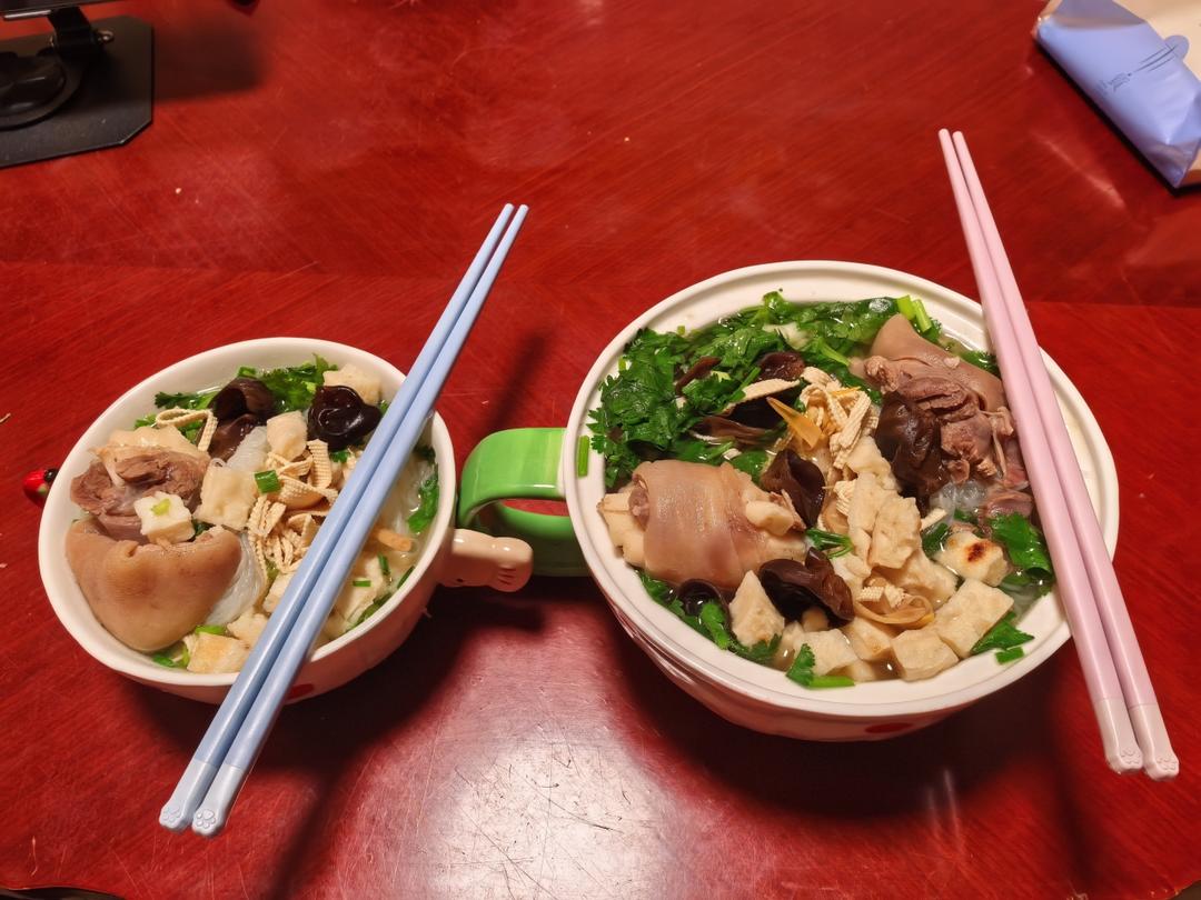 羊肉泡馍