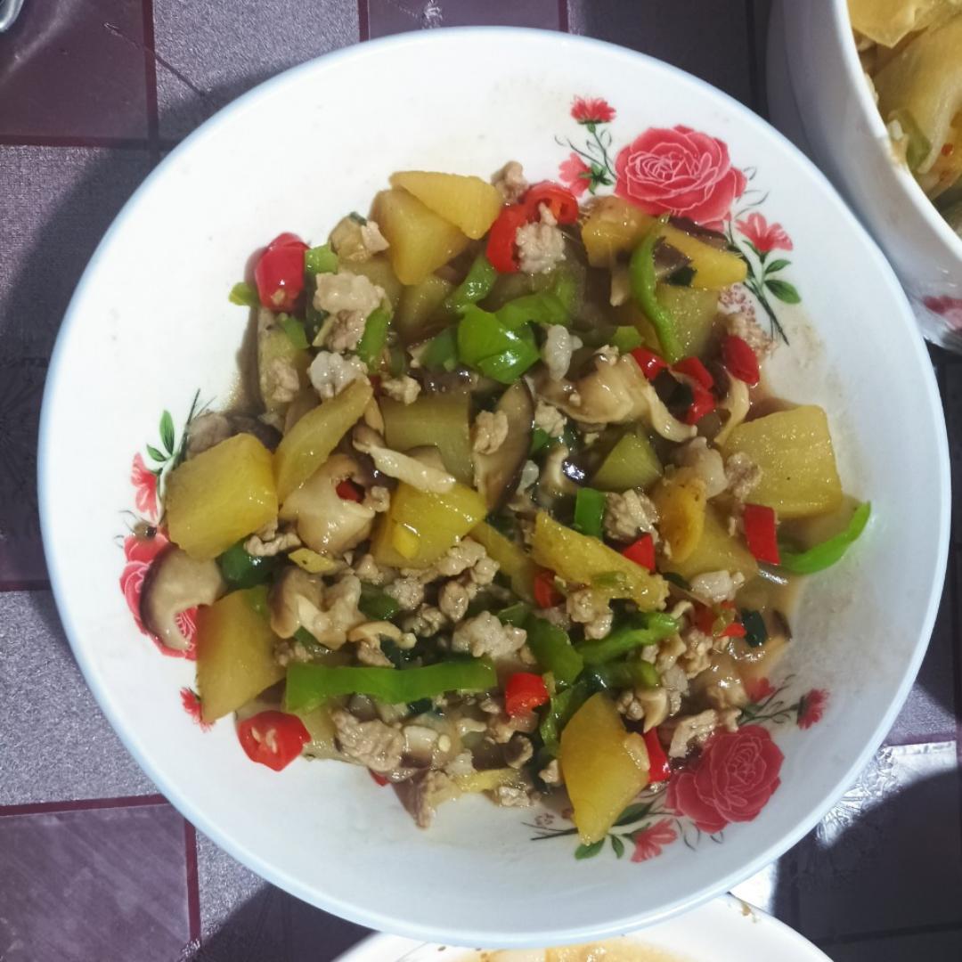 ㊙️香菇土豆肉沫拌饭❗️比外卖还好吃