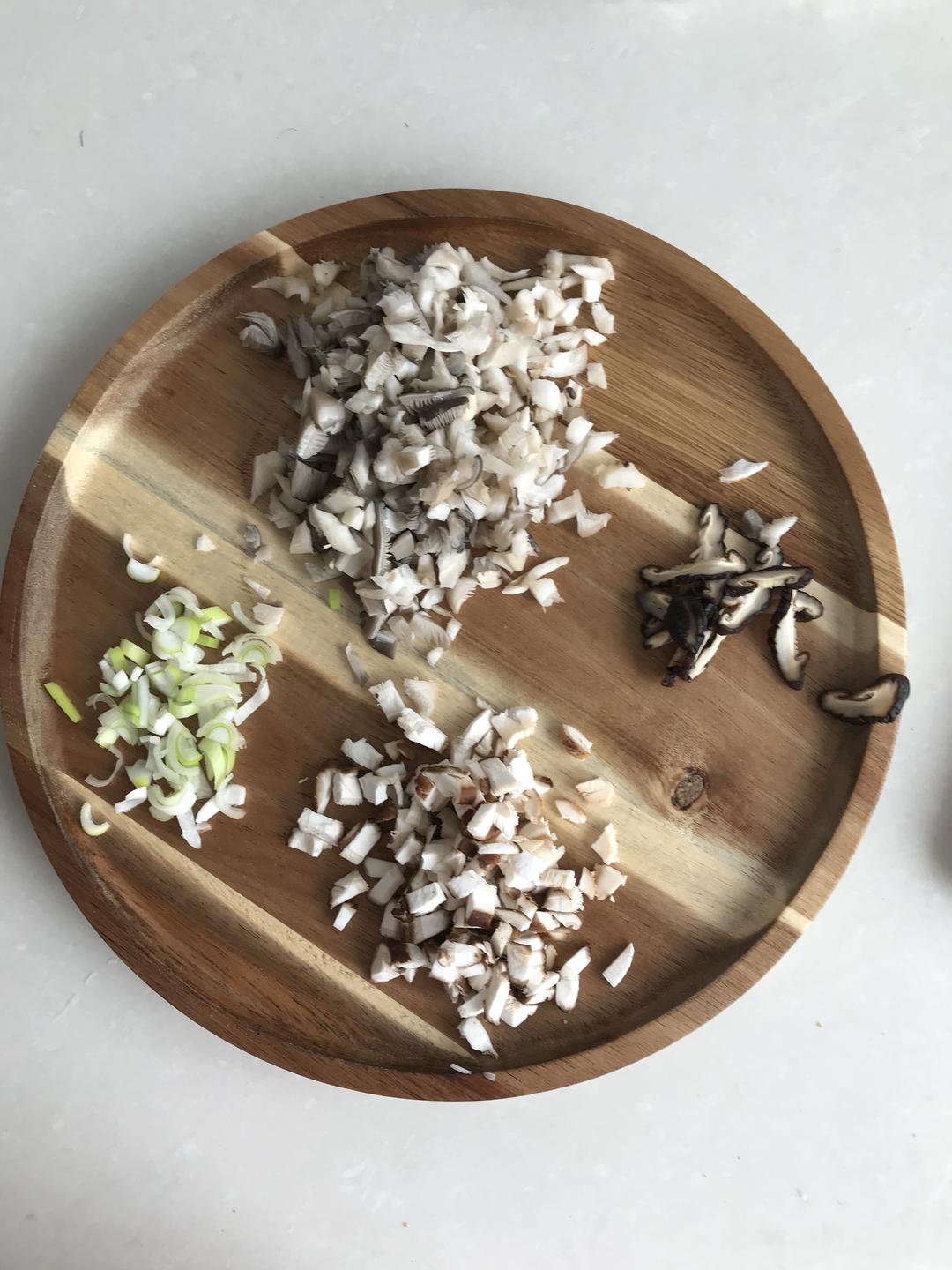 孩子最爱的蘑菇、香菇汤的做法