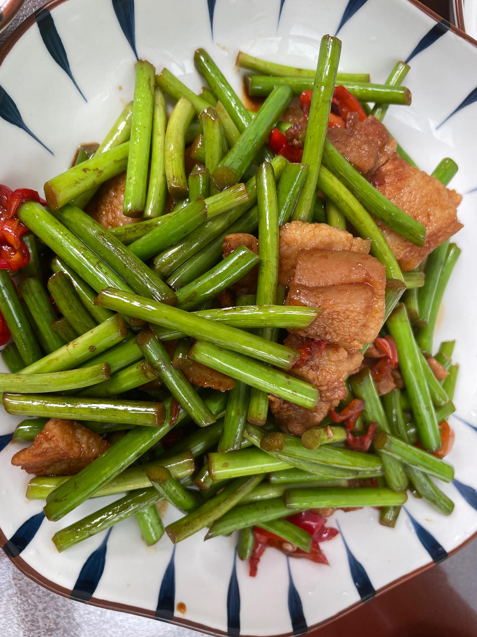 蒜苔炒肉片