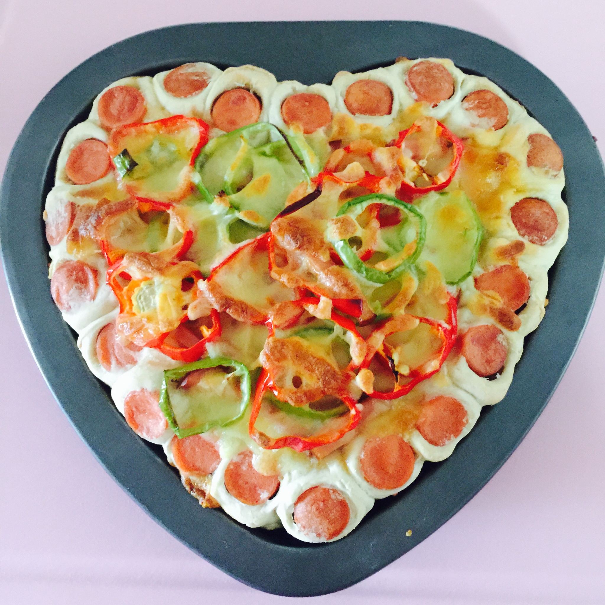 蘑菇火腿心花边比萨